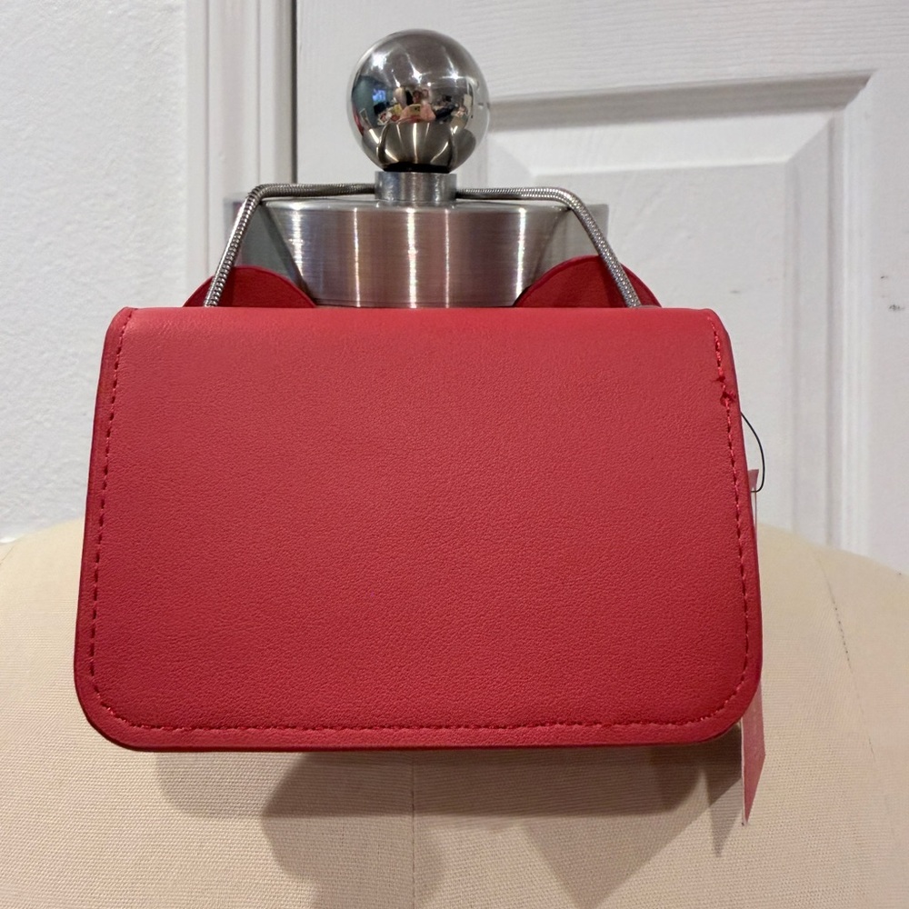 Disney x Forever 21 Red Mini Bag with Minnie Mouse Bow - Picture 6 of 9